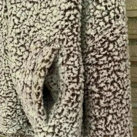 Express One Eleven Sherpa Jacket Size Medium - Picture 5 of 9